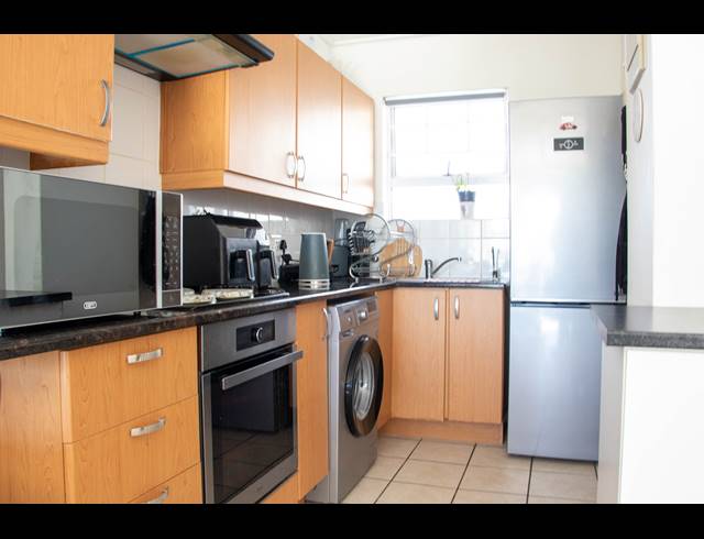 2 BEDROOM APARTMENT FOR SALE IN TYGER VALLEY